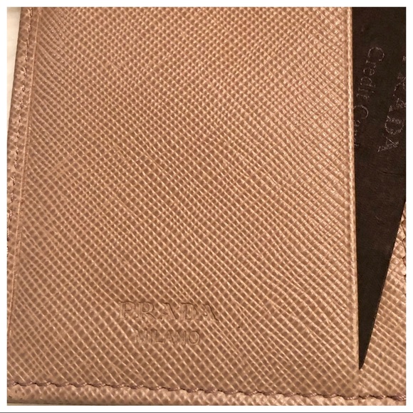 SOLD PRADA WALLET - Picture 5 of 8